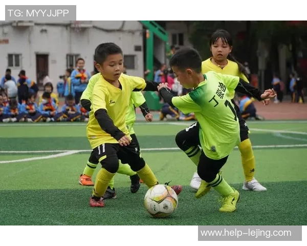 畅享激情足球体验HTML5游戏带你领略真实赛场的魅力与乐趣