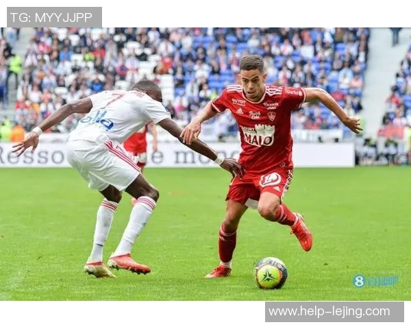 银河足球队经纪人揭秘球员转会内幕与未来发展趋势分析